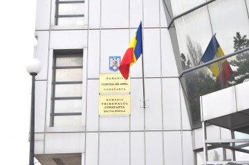 Marocanul care a lovit cu maşina o persoană a scăpat de arestul la domiciliu!
